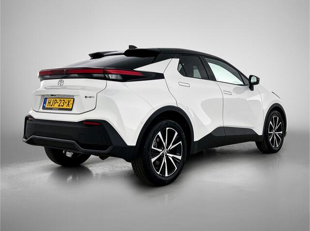 Toyota C-HR 1.8 Hybrid 140 First Edition Bi-Tone | NIEUW GELEVERD & ONDERHOUDEN | 360 Camera | Elektrische Achterklep | Virtual Cockpit |
