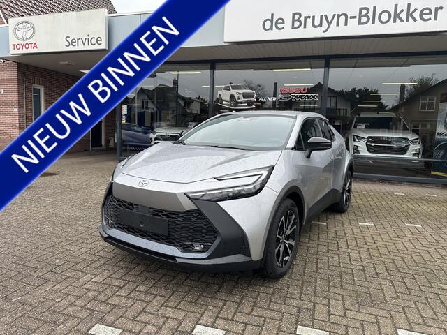 Toyota C-HR 2.0 Plug-in Hybrid 220 Dynamic Toyota navigatie / Apple Carplay / Android Auto / parkeersensoren voor en achter / adaptive cruise control / stoel- en stuurwielverwarming / parkeercamera / Toyota 10 jaar garantie programma / Toyota Pechhulppas / rijklaarpr