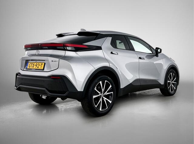 Toyota C-HR 1.8 Hybrid 140 Dynamic | BTW Voertuig | Achteruitrijcamera |