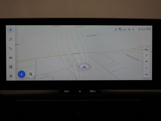 Toyota C-HR 2.0 Plug-in Hybrid 220 PK GR- Black Edition