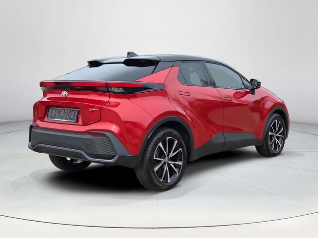 Toyota C-HR 1.8 Hybrid 140 First Edition | Apple CarPlay | Stoel / Stuurverwarming | Elektr. klep | Rijklaar incl. garantie |