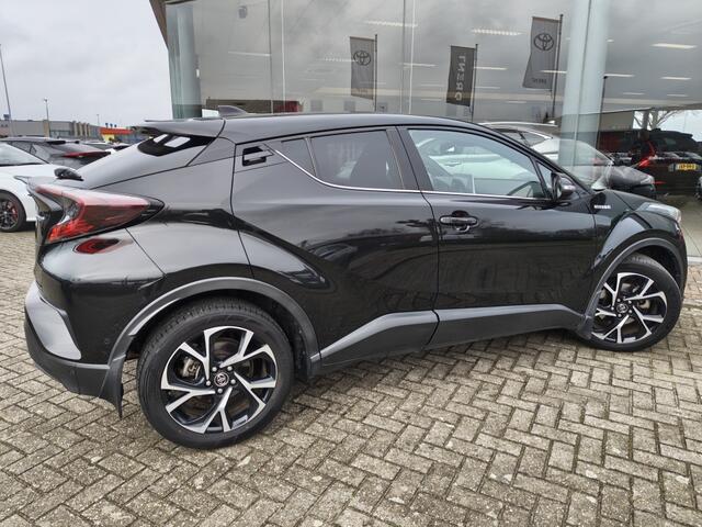 Toyota C-HR 1.8 Hybrid Style Ultimate | JBL | Navi | Sensoren | Stoelverwarm