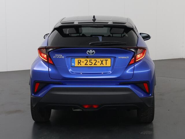 Toyota C-HR 1.8 Hybrid Style | Trekhaak | Dodehoekdetectie | Achteruitrijcamera | Apple Carplay/Android Auto | Cruise Control Adaptief | DAB |