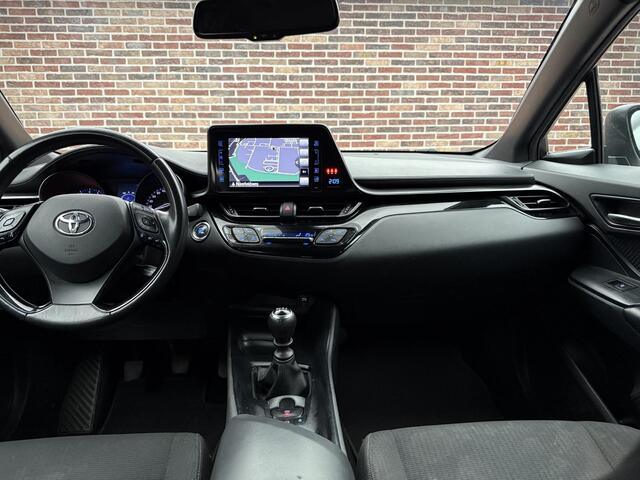 Toyota C-HR 1.2 Urban NAVI CAMERA TREKHAAK