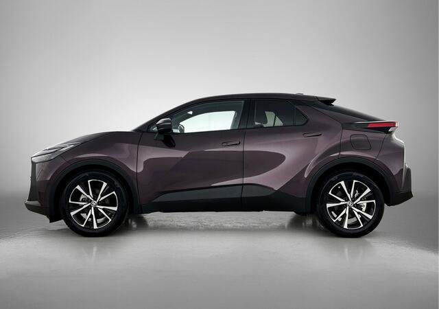 Toyota C-HR 1.8 Hybrid 140 First Edition Limited + | Stoel+ Stuurverwarming | Ruitverwarming | Dodehoekdetectie | Elektrische Achterklep |