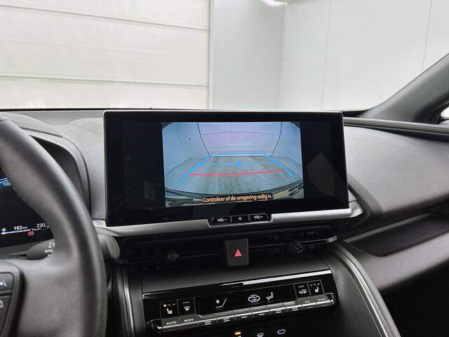 Toyota C-HR 1.8 Hybrid 140 First Edition Limited + | Stoel+ Stuurverwarming | Ruitverwarming | Dodehoekdetectie | Elektrische Achterklep |