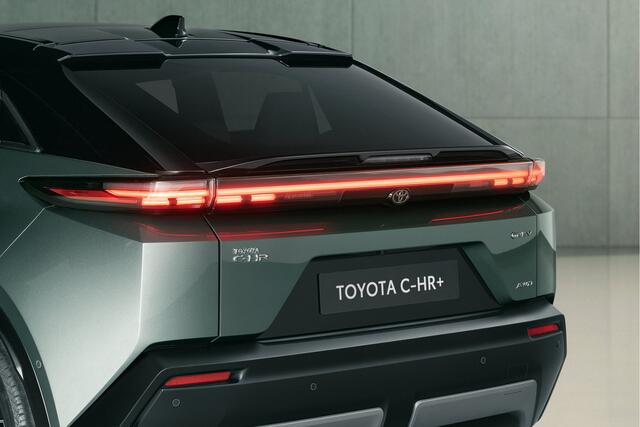 Toyota C-HR First Edition 77 kWh