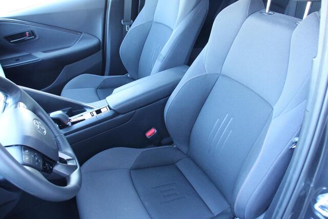 Toyota C-HR 1.8 Hybrid 140 Dynamic 2025, 12dkm, Stoelverwarming, Stuurverwarming, Carplay