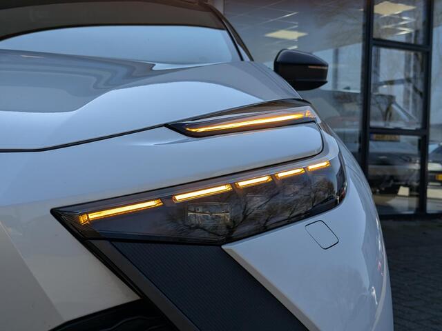 Toyota C-HR 1.8 Hybrid 140 First Edition | Stoel- stuurverwarming | Dodehoek | Elek. achterklep | ACC | PDC V+A | Prisma-LED