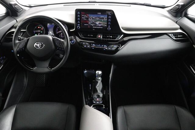 Toyota C-HR 1.8 Hybrid Executive | Leder bekleding | Apple Carplay/Android Auto | Navigatie | Trekhaak |