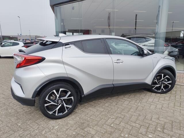 Toyota C-HR 1.8 Hybrid Dynamic | Navi | DAB | Adaptieve Cruise Control |