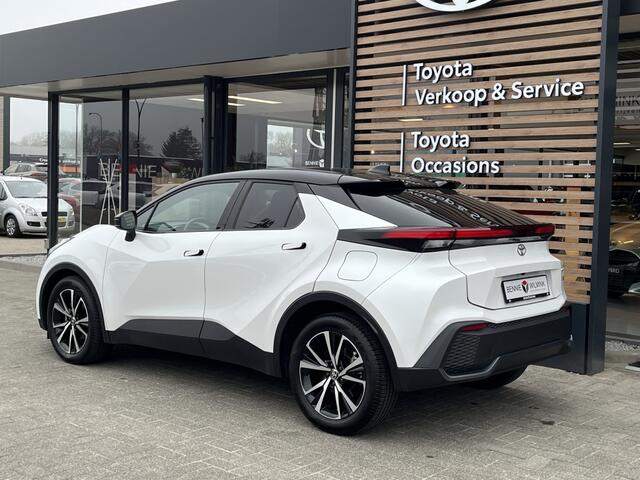 Toyota C-HR 1.8 Hybrid 140 Bi-Tone | Elek. achterklep | Stuur/stoelverwarm.