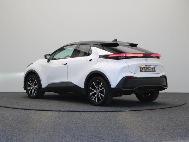 Toyota C-HR 2.0 Plug-in Hybrid 220 First Edition | Stoelverwarming | PHEV | Keyless Entry | All Season Banden |
