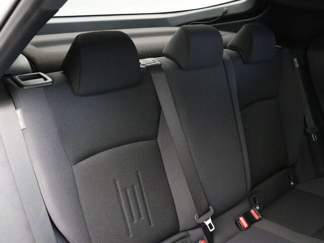 Toyota C-HR 2.0 Plug-in Hybrid 220 First Edition | Stoelverwarming | PHEV | Keyless Entry | All Season Banden |