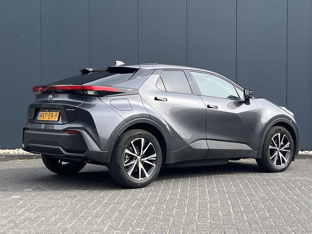 Toyota C-HR 2.0 Plug-in Hybrid 220 Dynamic