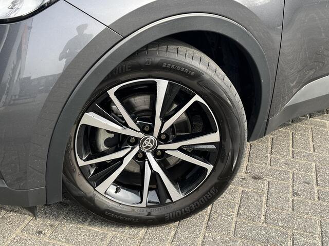 Toyota C-HR 2.0 Plug-in Hybrid 220 Dynamic