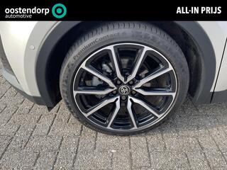 toyota-c-hr-2.0-plug-in-hybrid-220-