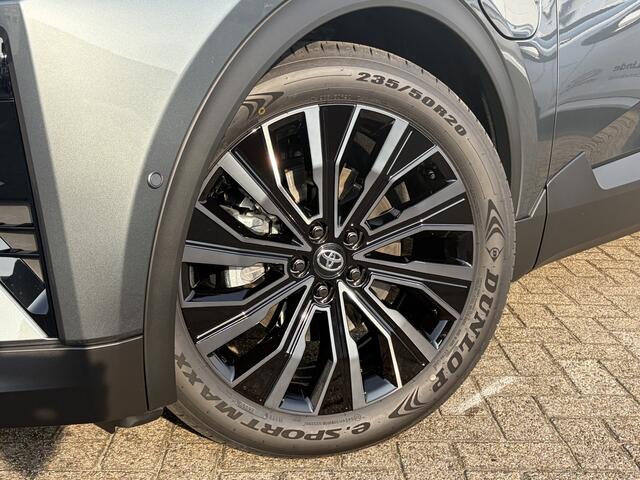 Toyota C-HR Executive AWD 77 kWh Nieuw NL Auto Panorama Bi-Tone 360 Camera Stoel Stuur Verwamd