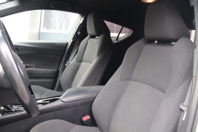 Toyota C-HR 1.8 Hybrid Dynamic, Stoelverwarming, Camera, Cruise, Navi