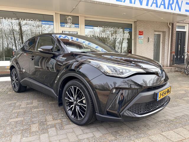 Toyota C-HR 1.8 Hybrid Executive 23.000 K.M. Verw.+in hoogte verst.b. stoelen/Leder stuur+bekl.//Navi Full M./Achteruitrij cam./Park.sens. v+a/Keyless entry+start/Dodehoek detect./Adapt. kopl.+cruisecontr./Audio instal. Premium/18 Inch