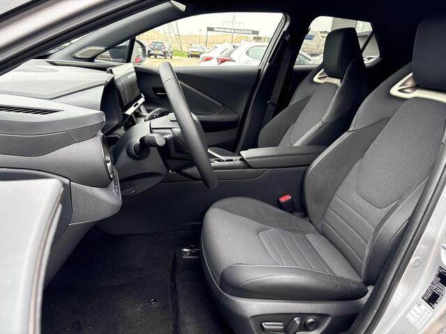 Toyota C-HR 2.0 Plug-in Hybrid 220 Executive **GEHEUGENSTOEL/ DODEHOEK DETEECTIE/ JBL AUDIO**