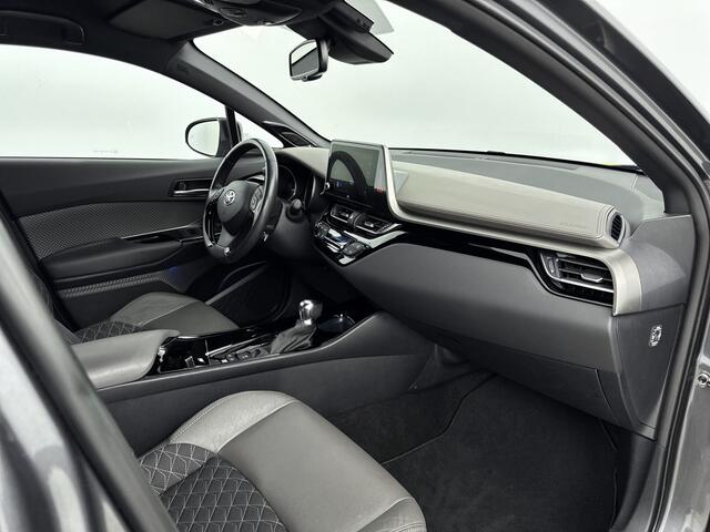 Toyota C-HR 2.0 Hybrid Executive | NL-Auto | Cruise Control Adaptief | Navigatie | Apple Carplay / Android Auto |