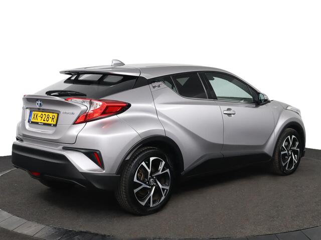 Toyota C-HR 1.8 Hybrid Dynamic | Keyless Entry | Navigatie | Stoelverwarming |