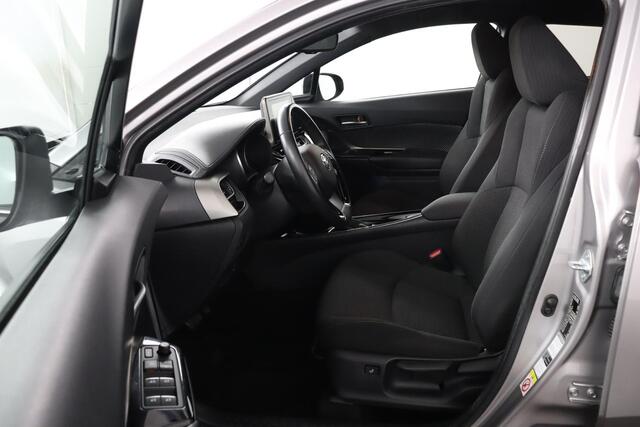 Toyota C-HR 1.8 Hybrid Dynamic | Keyless Entry | Navigatie | Stoelverwarming |