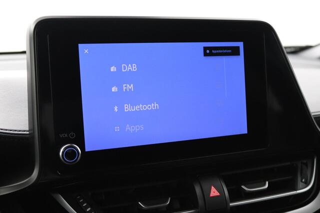 Toyota C-HR 1.8 Hybrid Executive | Stoelverwarming | Keyless | Apple carplay android auto | Parkeersensoren |