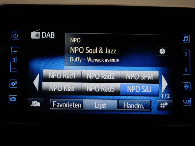 Toyota C-HR 1.8 Hybrid Dynamic | Navigatie | Adaptive Cruise Control |