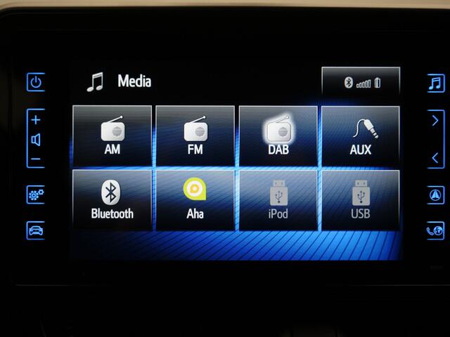 Toyota C-HR 1.8 Hybrid Dynamic | Navigatie | Adaptive Cruise Control |