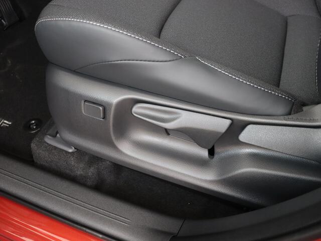 Toyota C-HR First Edition 77 kWh * Nieuw direct leverbaar *