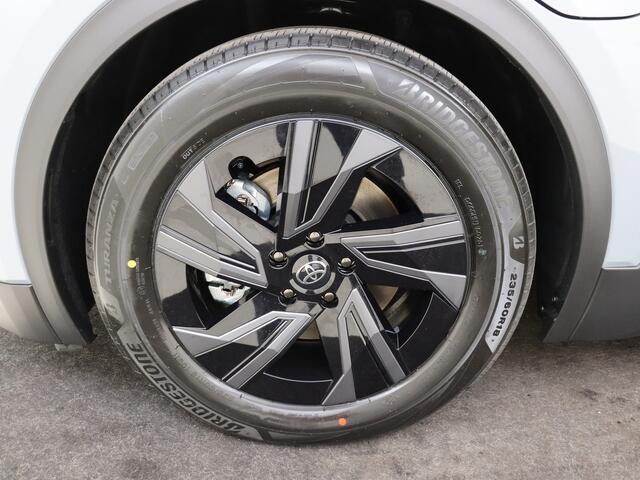 Toyota C-HR First Edition 77 kWh | Direct leverbaar incl. inruilpremie