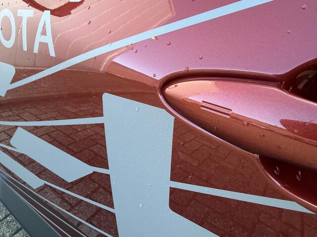 Toyota C-HR First Edition 77 kWh Demo Stoel Stuur Verwarming Warmtepomp