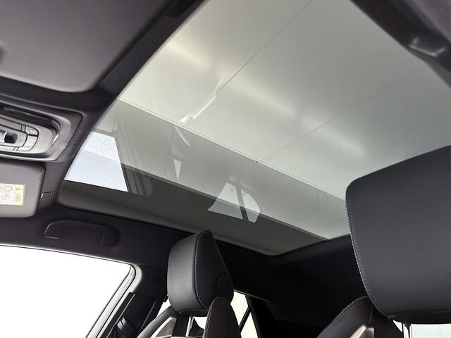 Toyota C-HR 2.0 Plug-in Hybrid 220 Executive | Panoramadak | Elektrisch Verstelbare stoel | Dodehoekdetectie | Elektrische achterklep | Onderweg-naar-dealer