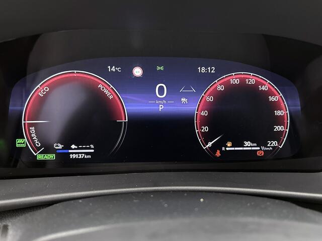 Toyota C-HR 2.0 Plug-in Hybrid 220 Executive | Panoramadak | Elektrisch Verstelbare stoel | Dodehoekdetectie | Elektrische achterklep | Onderweg-naar-dealer