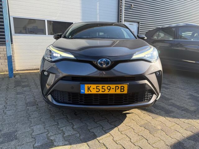 Toyota C-HR 2.0 HYB. FIRST EDIT.