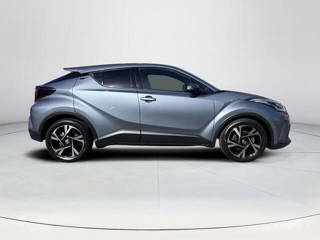 Toyota C-HR 1.8 Hybrid Executive | Stoel- + stuurverwarming | Carplay | Parkeersensoren | Dode hoek waarschuwing |