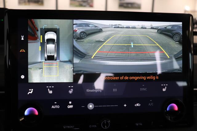 Toyota C-HR Executive AWD 77 kWh, Inruilpremie ¤2.000,-, 22kW AC, BSM, JBL, PANO, Bi-Tone, 360 graden camera!