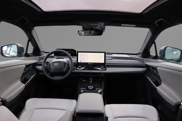 Toyota C-HR Executive AWD 77 kWh, Inruilpremie ¤2.000,-, 22kW AC, Licht Grijs interior, BSM, JBL, Bi-Tone, PANO, 360 graden camera!