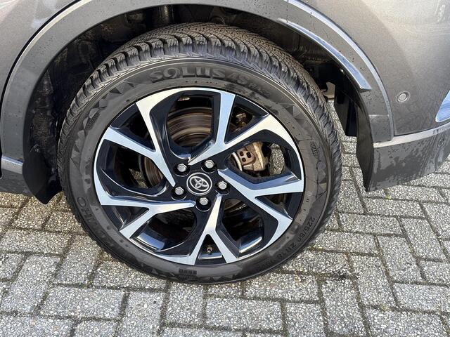 Toyota C-HR 1.8 Hybrid Style **PREMIUM PACK/ ADAPTIEF CRUISE CONTROL/ KEYLESS**