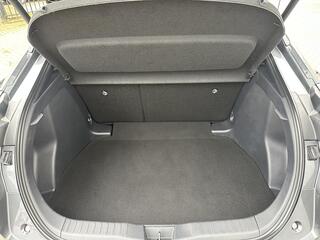 toyota-c-hr-1.8-hybrid-140-executiv