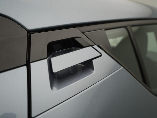 Toyota C-HR 1.8 Hybrid Business - RIJKLAARPRIJS - Achteruitrijcamera - All Seasonbanden - Adaptive Cruise Control