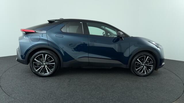 Toyota C-HR 2.0 Plug-in Hybrid 220 Executive