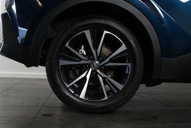 Toyota C-HR 1.8 Hybrid 140 Dynamic | Apple Carplay | Achteruitrijcamera | Toyota Safety Sense |