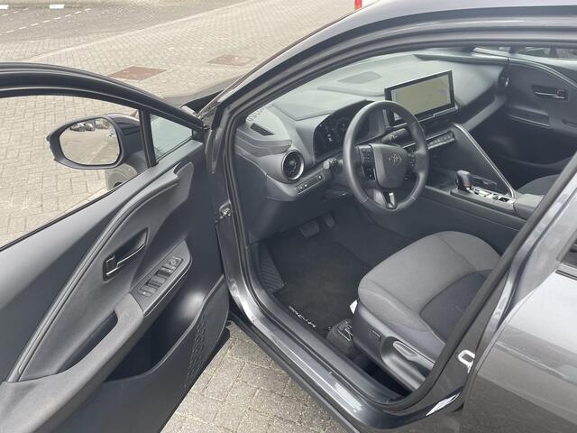 Toyota C-HR 1.8 Hybrid 140 First Edition | Groot Navigatie | All Season banden |
