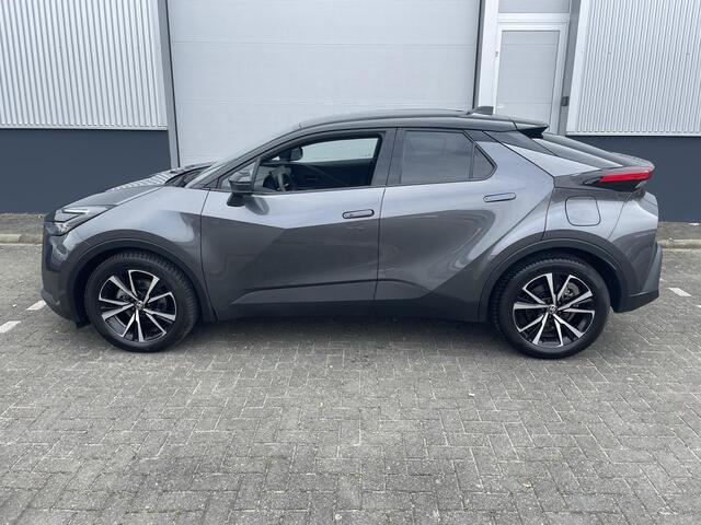 Toyota C-HR 1.8 Hybrid 140 First Edition | Groot Navigatie | All Season banden |