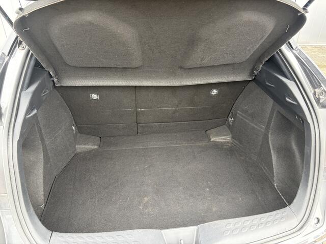 Toyota C-HR 1.8 Hybrid Active Limited Parkeersensoren Carplay Dealer Onderhouden