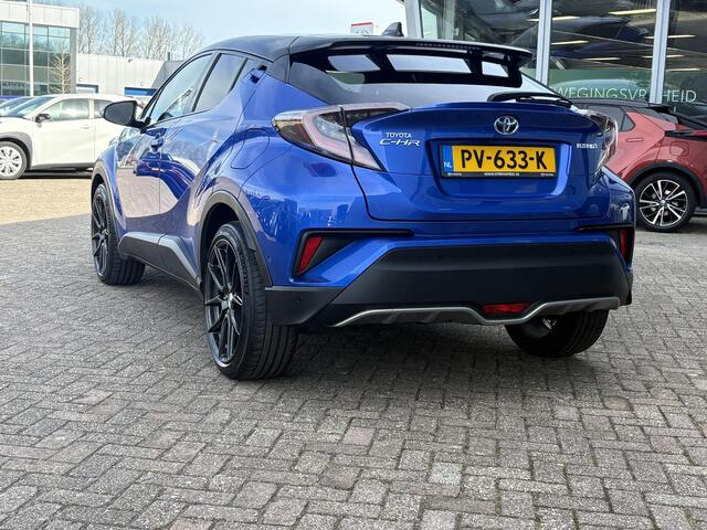 Toyota C-HR 1.8 Hybrid Bi-Tone