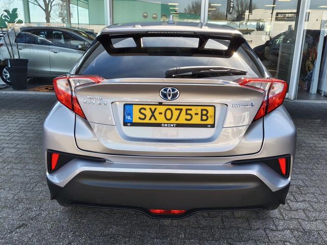 Toyota C-HR 1.8 Hybrid Dynamic | Trekhaak Afneembaar | Navi | Stoelverwarmin